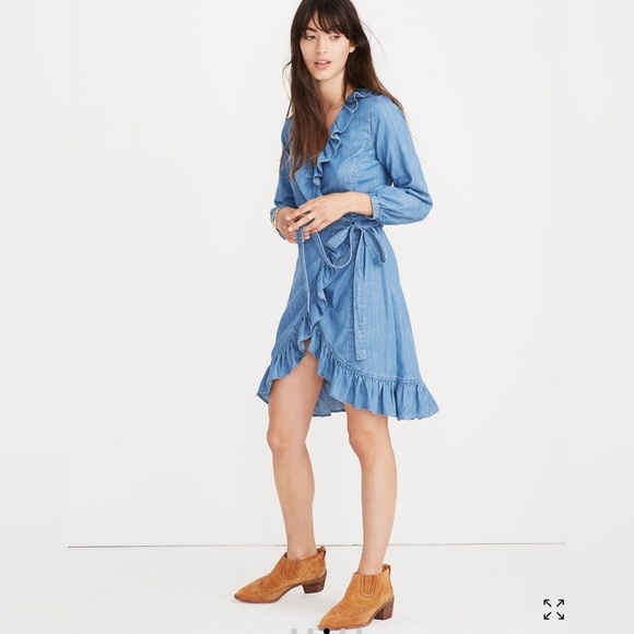 Madewell Denim Ruffled Wrap Dress in Ladonia Wash Size Small Preppy‎ Feminine - Picture 1 of 13
